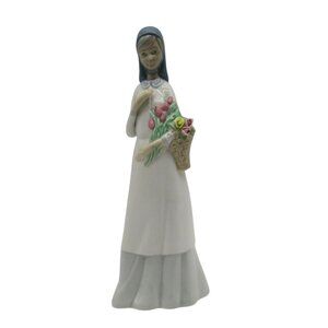 Valencia Spain DORITA Figurine Lady With Basket Of Flowers Vintage 9.5"